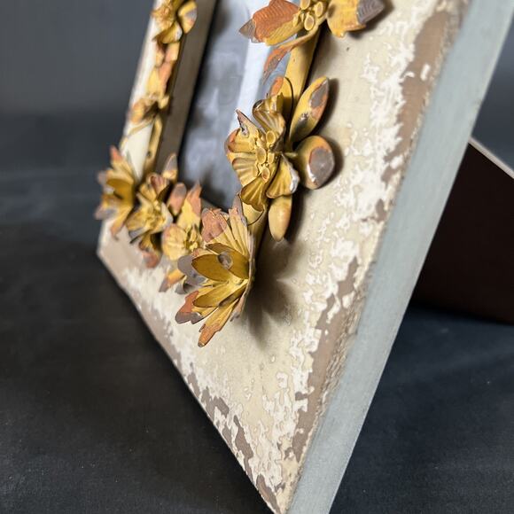 Vintage 3D Tin Flower Picture Frame Yellow 3x3 Photo Opening 6x6 Inch Wall Decor - Picture 11 of 11